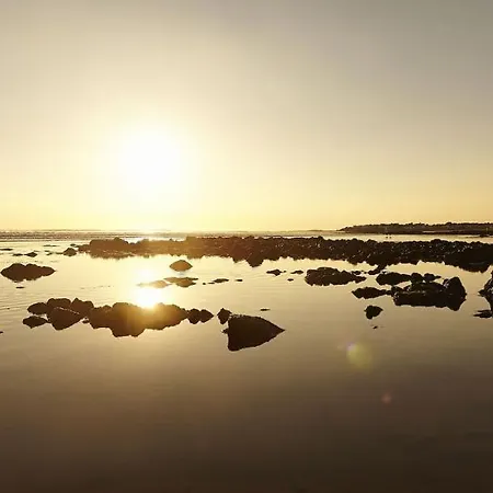 Pour 6 Dans Avec Piscine Dağ evi
