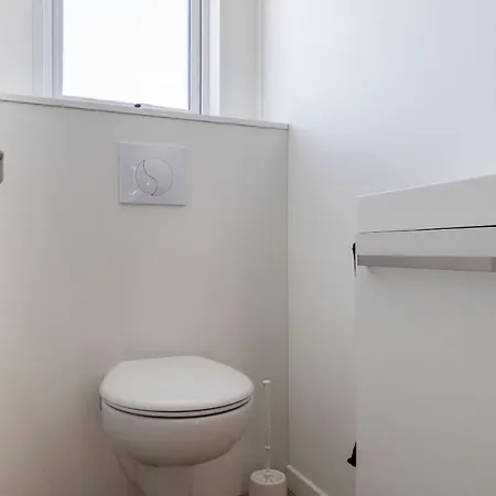 Pour 6 Dans Avec Piscine Dağ evi *