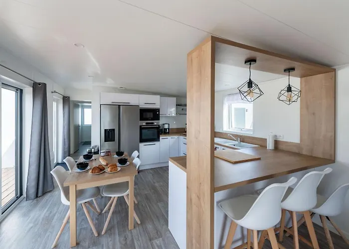 Chalet Pour 6 Dans Avec Piscine