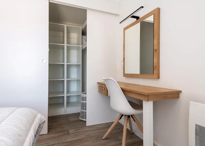 Pour 6 Dans Avec Piscine